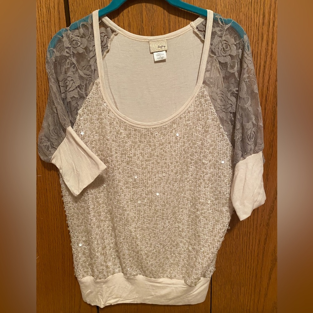 Daytrip top—Size medium
